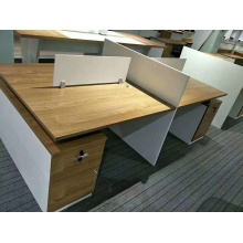 屏風(fēng)工作位  WH-W034工作位  規(guī)格尺寸：歐橡+象牙白2800*2800*750（可定制）